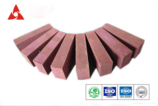 Chrome corundum brick